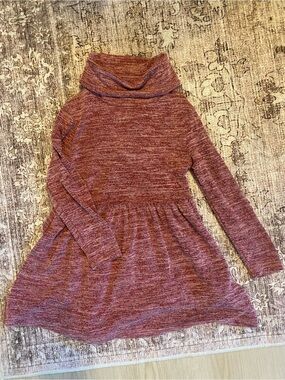 2T burgandy vignette dress